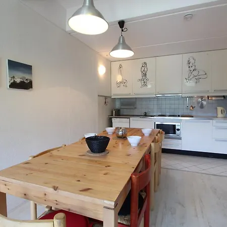 2 Pieces Pour 6 Personnes Au Pied Des Pistes - Flaine Forum, Aldebarran - Fr-1-687-99 *